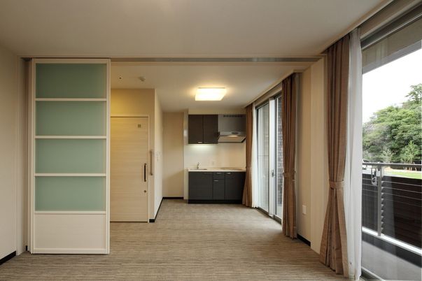 <br>広々とした居室