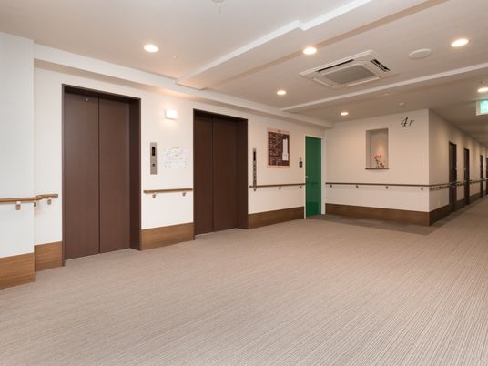 明るい廊下