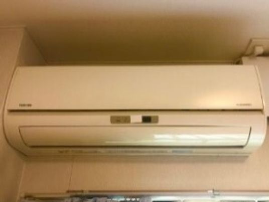 壁掛けエアコン