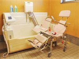 バリアフリー浴室設備