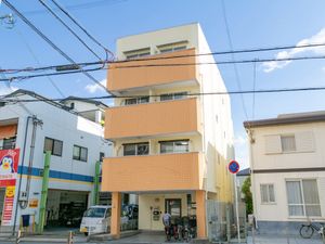 外観の建物正面  
