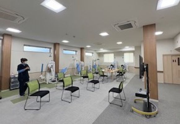 体操器具のある部屋