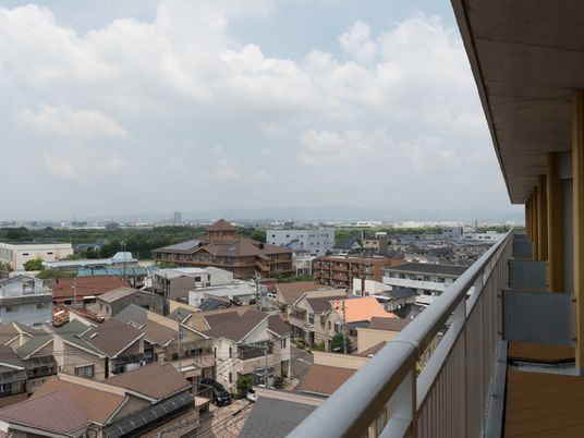 広々とした景色のバルコニー