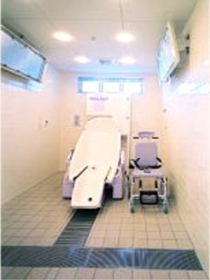 広く清潔な浴室