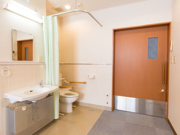 清潔なトイレ設備