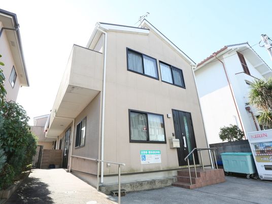 清潔感のある建物外観