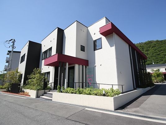 現代的な建築の外観