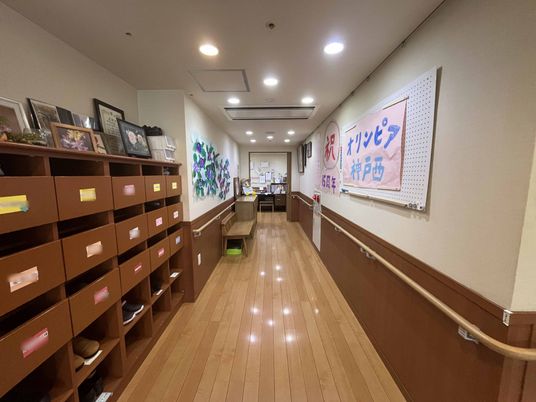 温かみのある廊下