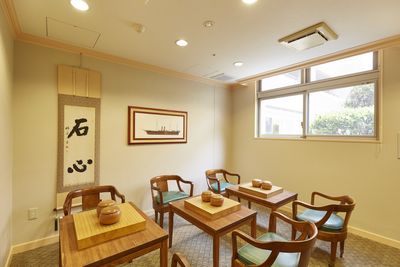 和風の明るい食堂