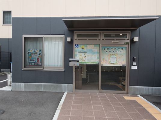 エントランスの外観