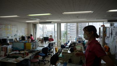 働くスタッフの様子