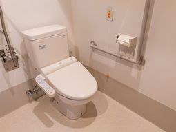 手すり付きトイレの配置図