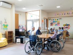 和やかな雰囲気の多目的室