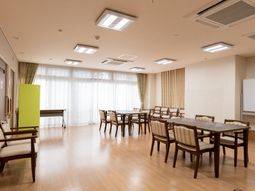 快適な共有ダイニングスペース