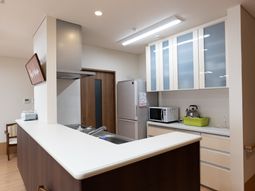 清潔なキッチン空間