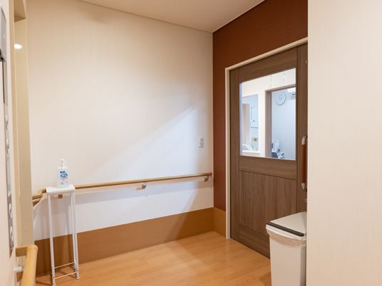 廊下と部屋の入口