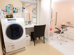 清潔な洗濯浴室設備