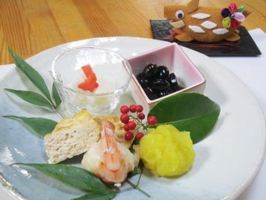 彩り豊かな料理の盛り付け