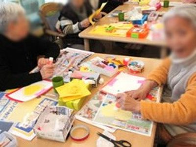 制作活動中の居室