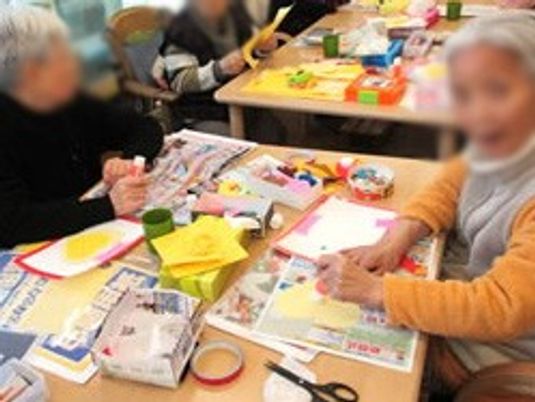 制作活動中の居室