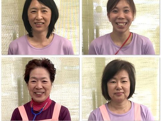 スタッフの笑顔集合  