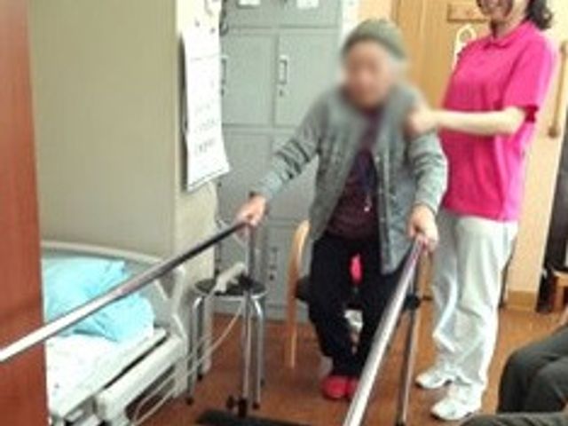 意欲を成長させる模様の部屋 機能訓練室   優しいサポートを受けながら、安心して身体を動かせる貴重な空間です。