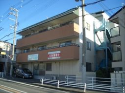 清潔感のある建物外観