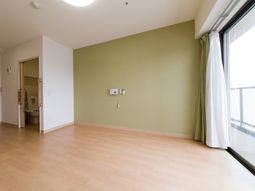 洋室の明るい居室