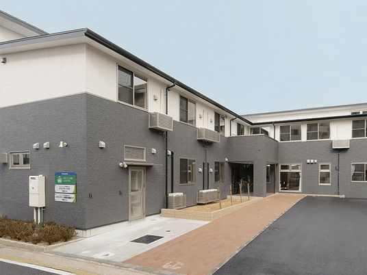 落ち着いた外観  
