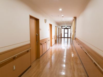 清潔な廊下の一部