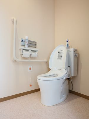 バリアフリーのトイレ設備