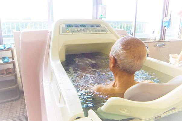 人が入浴する浴室