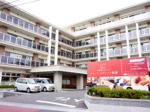 広々とした施設のエントランス