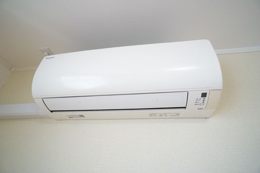 清潔なエアコンの設備