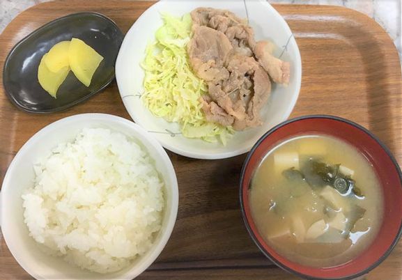 栄養たっぷりの食事