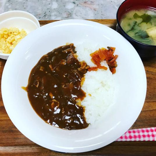 おいしそうな食事プレート