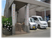 施設の玄関外観  