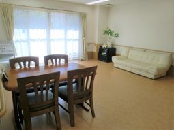 快適な共有ラウンジ