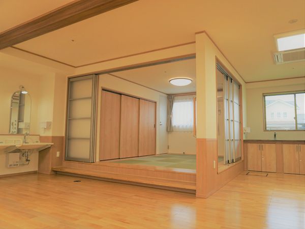 和室が明るい空間