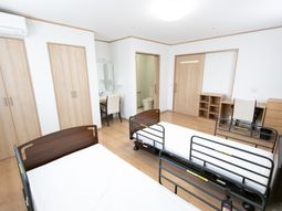 広い洋室と快適な居室