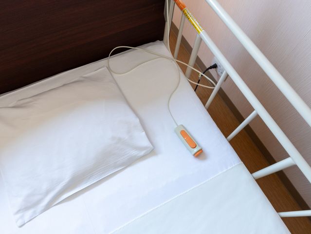 介護用ベッドの居室  
