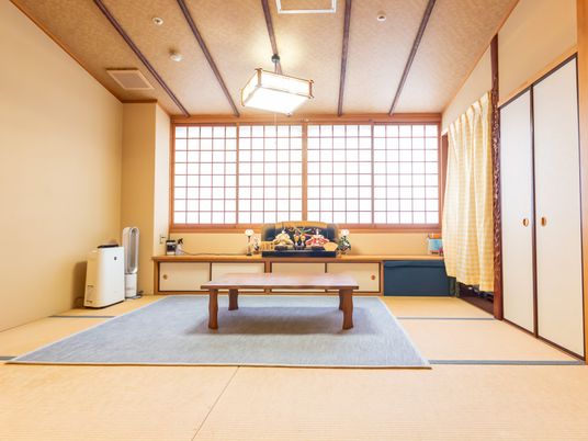 温もり感じる空間の和室