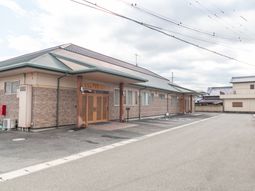 温かみのあるエントランス