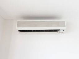 エアコンのある部屋
