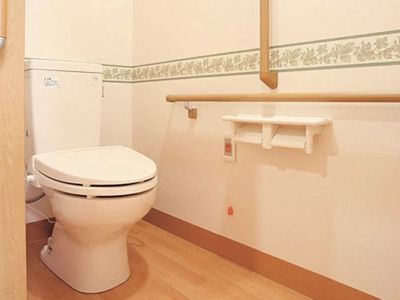 安全設計の洋式トイレ