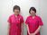 スタッフ2人の立ち姿  