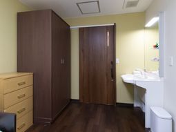 洋室のキレイな居室部分