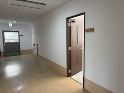 明るい廊下