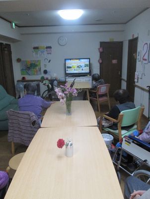 共用ラウンジの室内風景