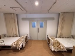 落ち着いた雰囲気の居室